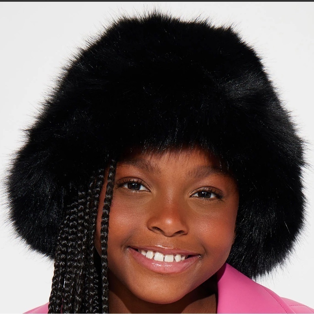 Fashion Nova Black Faux Fur Kids Hat. NWT